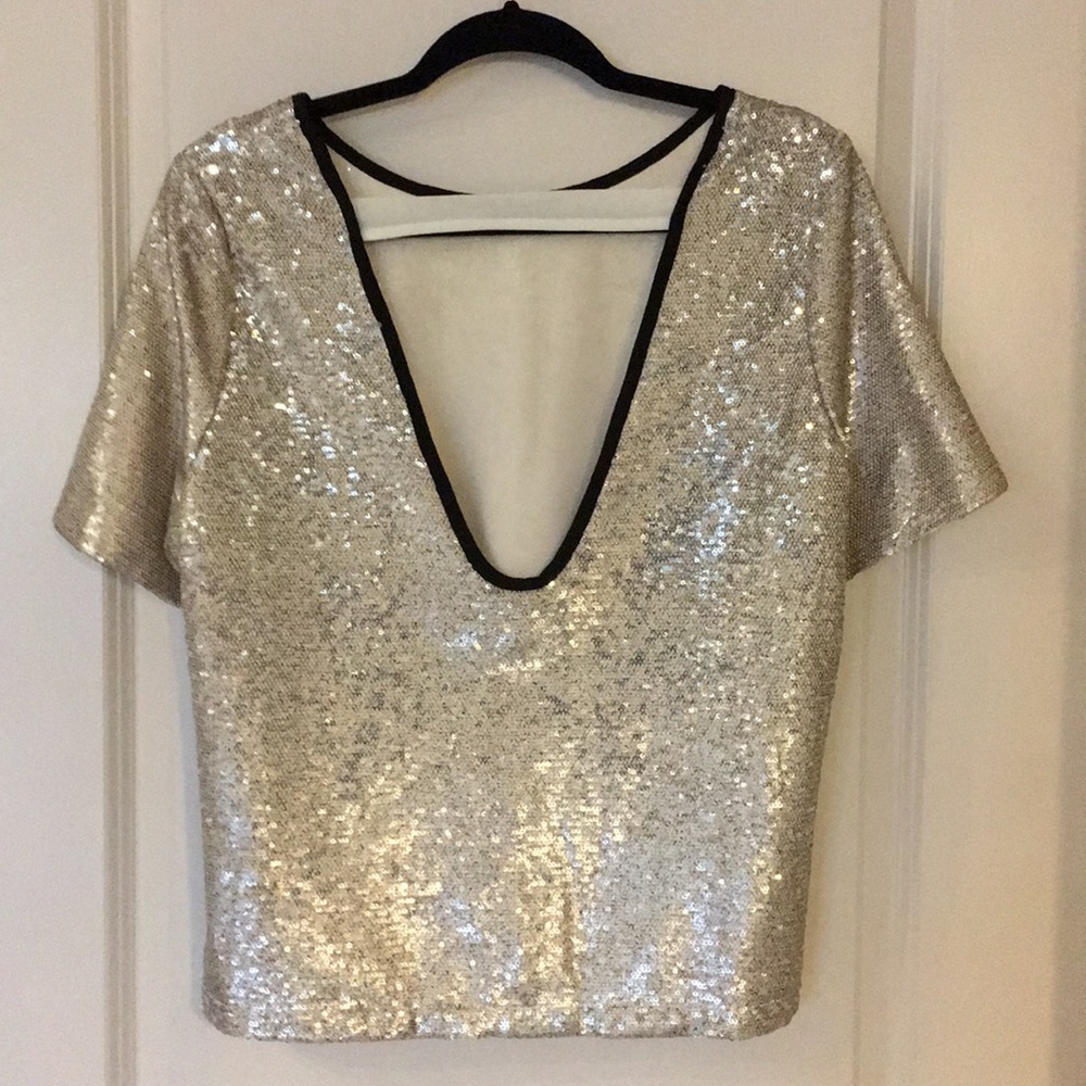 By Together Brand lined sequin top - Picture 2 of 3